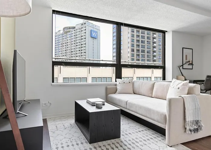 Streeterville Studio W Pool Gym Nr Navy Pier Chi-786