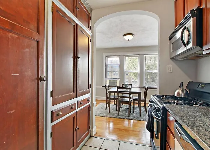 1Br Bright And Cozy Apt In Chicago - Cullom F2