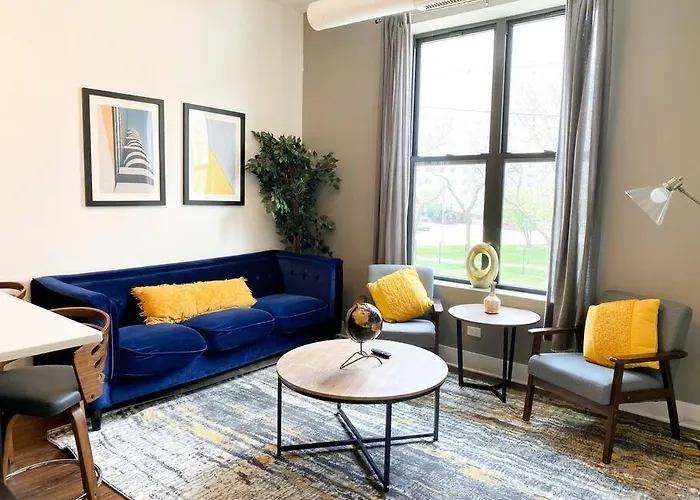 Mccormick Place 420 Friendly 3Br/2Ba With Optional Parking