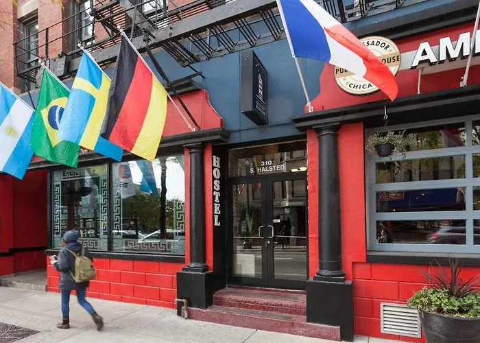 Chicago Parthenon Hostel