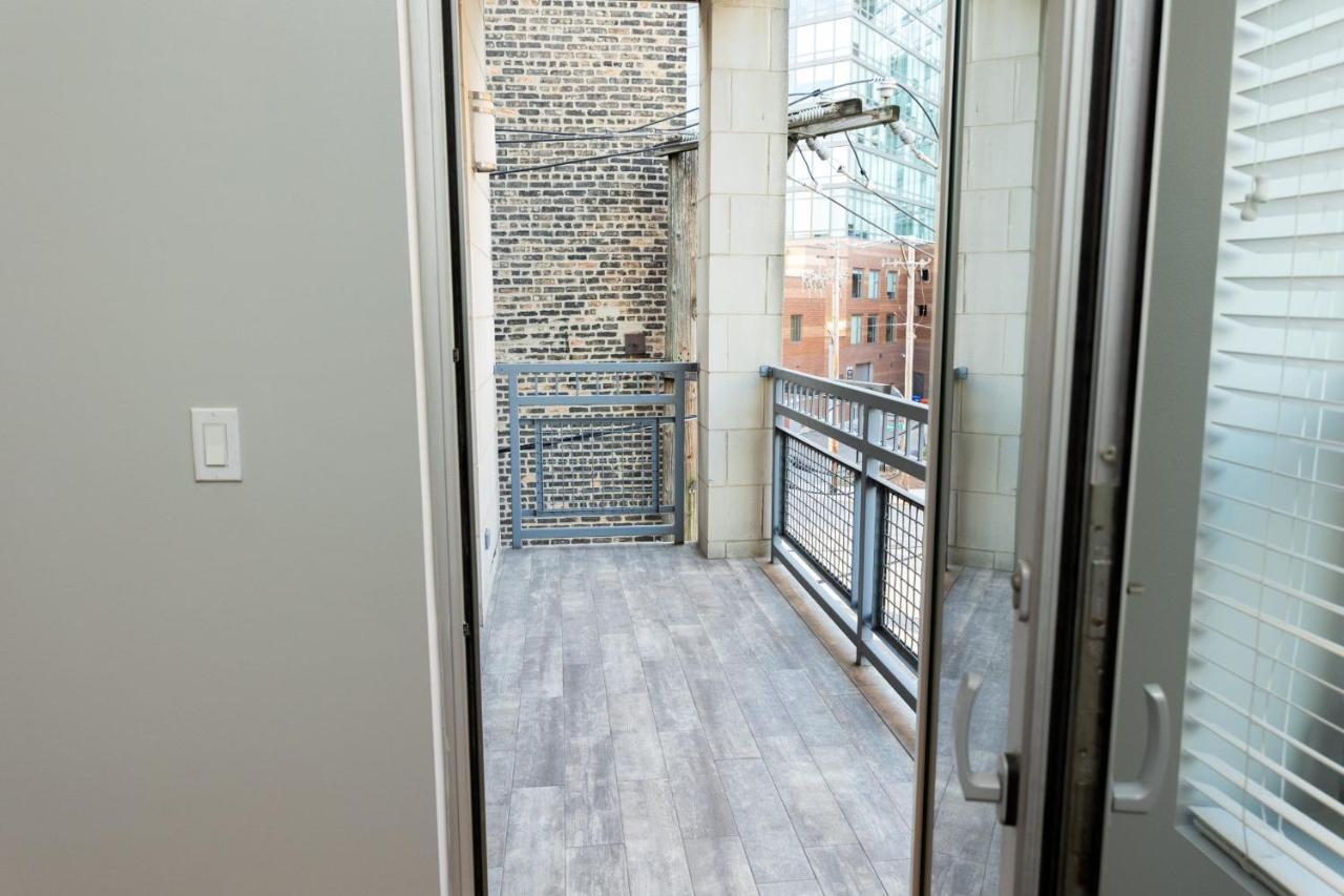 Modern River West 2br With W&d By Zencity *