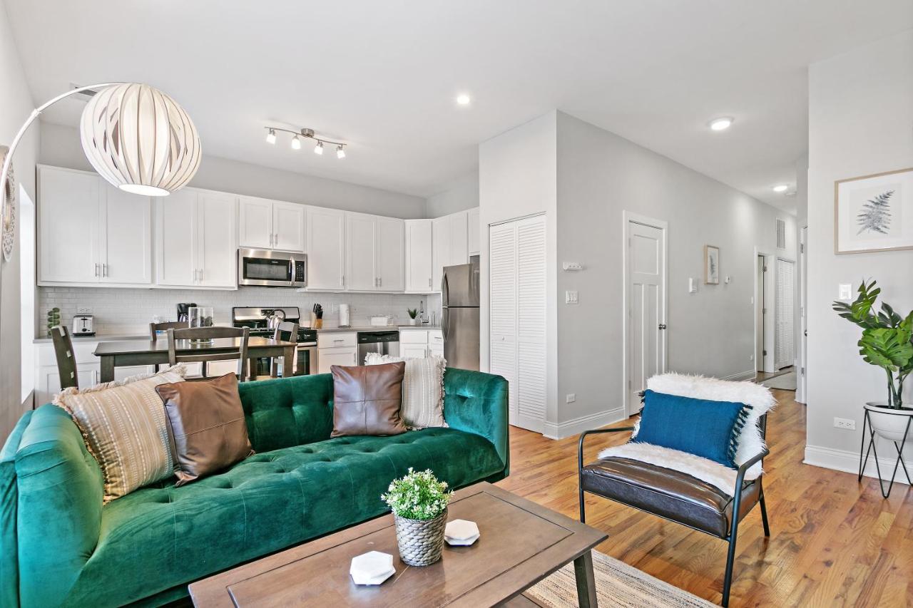 Apartment 2br Minimalist In Logan Sq Near Train & Stores - Milwaukee 2 Chicago