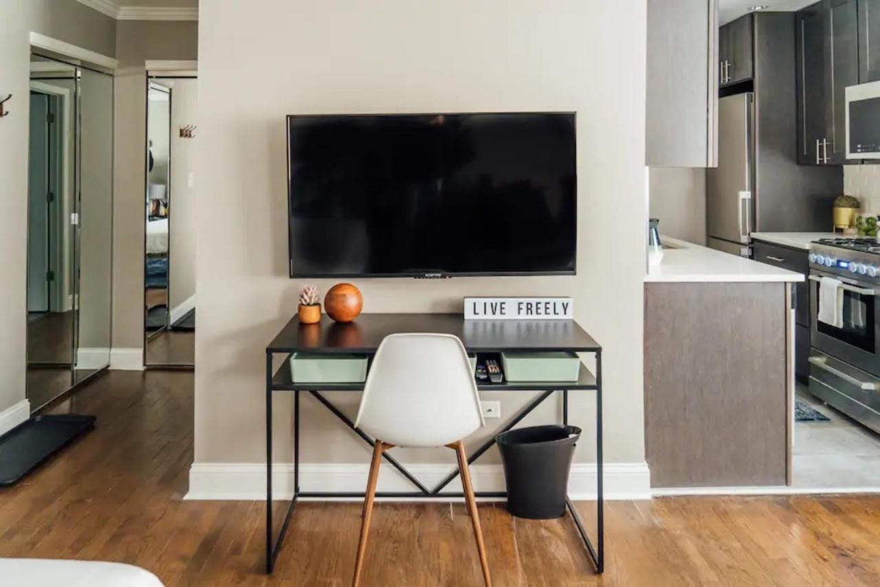 Fully Furnished Studio With Wifi Amazing Deal! - Oakdale 413 - Moved Inventory