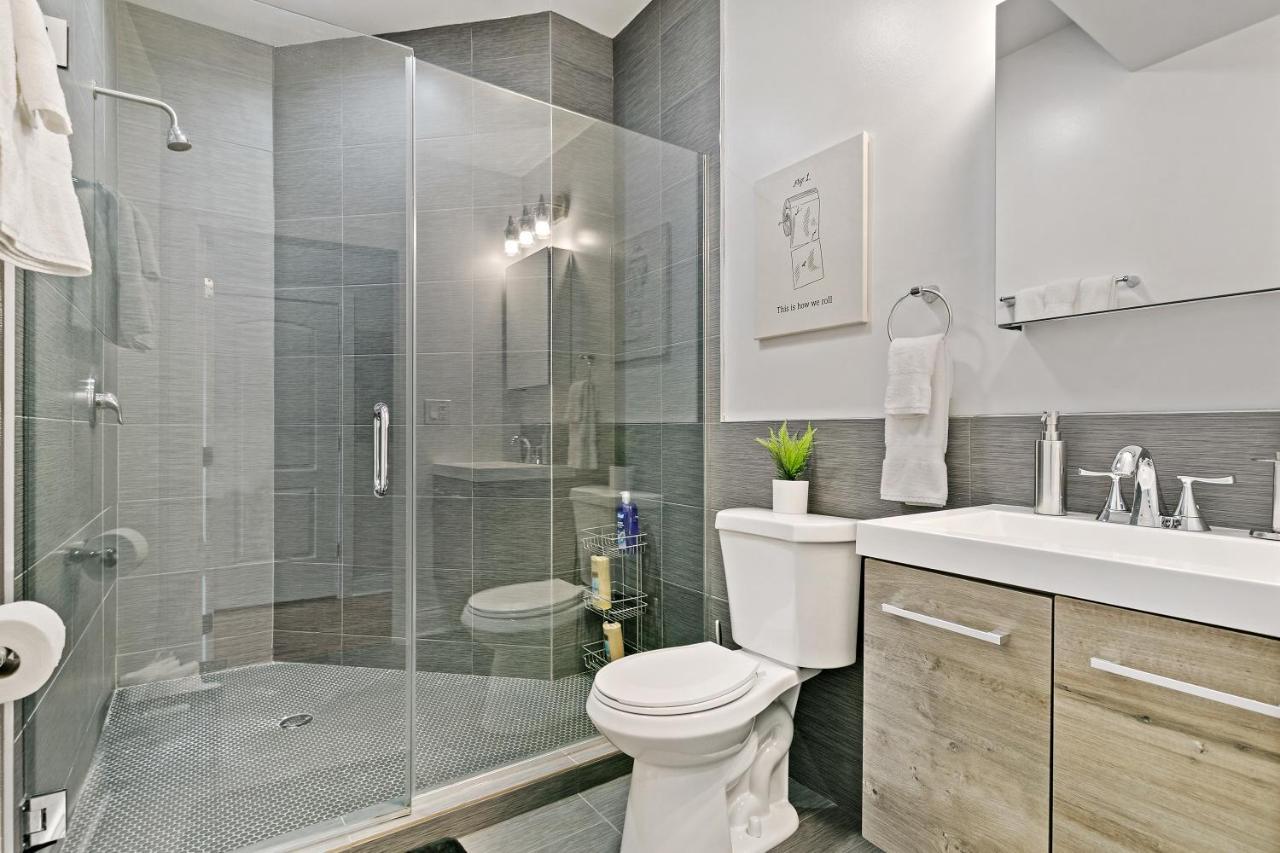 Apartment 2br Minimalist In Logan Sq Near Train & Stores - Milwaukee 2 *
