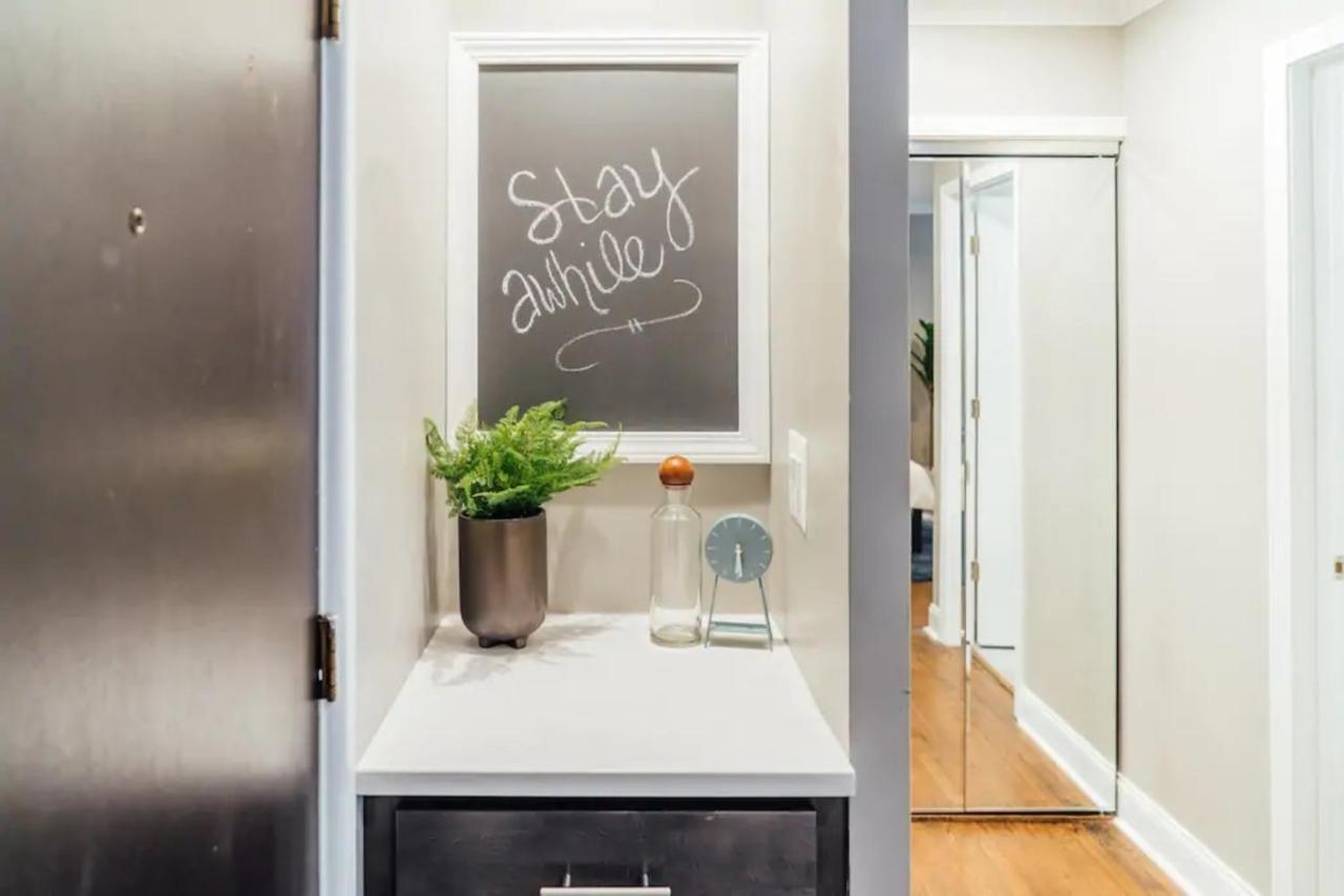 Apartment Fully Furnished Studio With Wifi Amazing Deal! - Oakdale 413 - Moved Inventory *