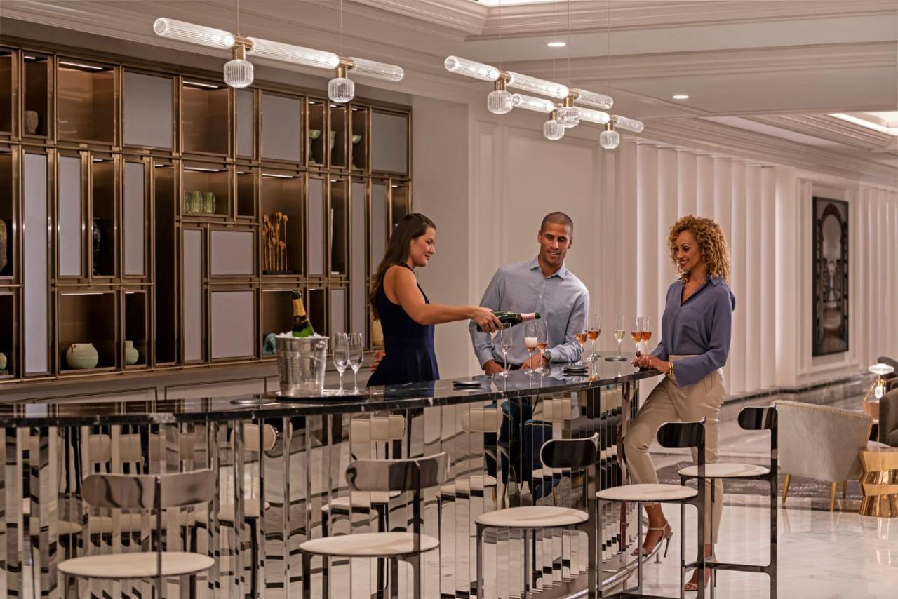 Four Seasons 5*