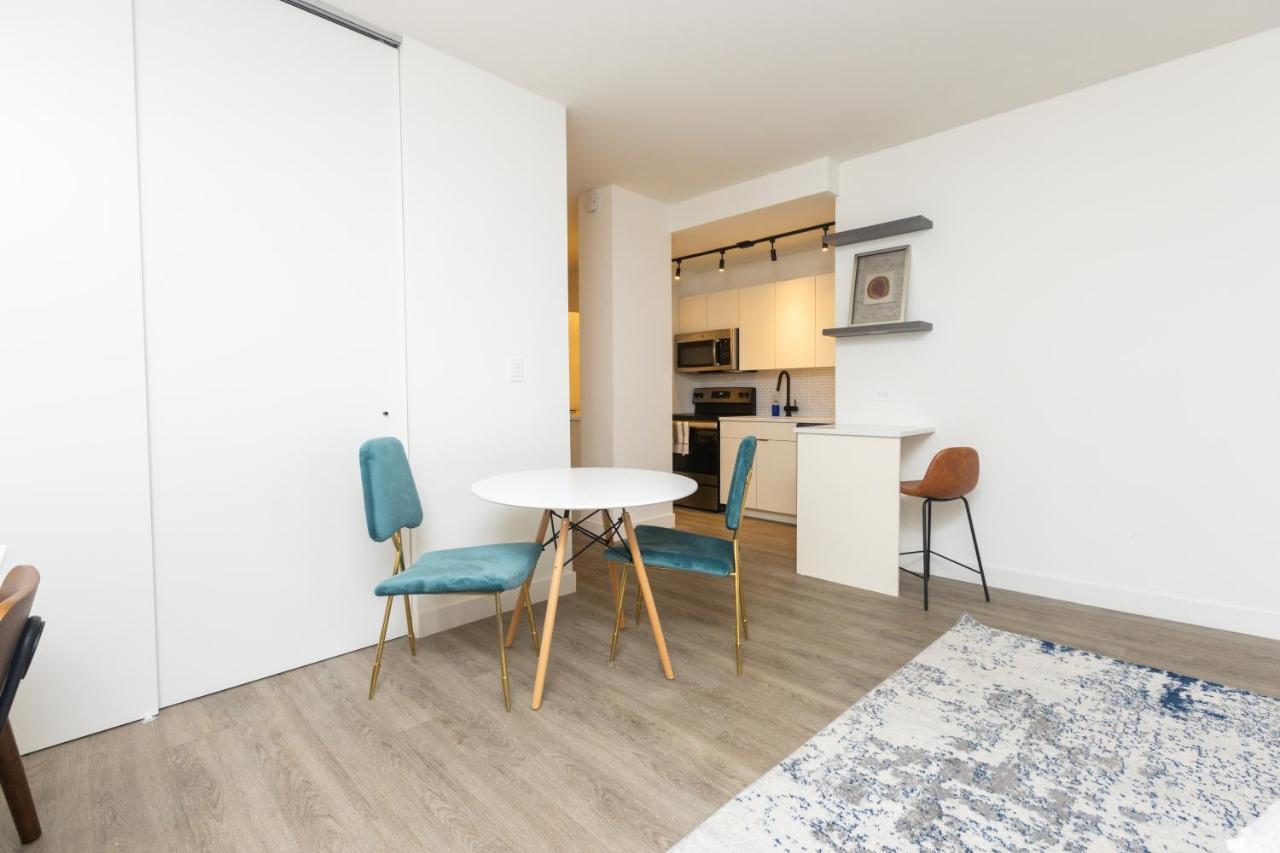 21 East - Chic Dt Apts With Rooftop By Zencity Aparthotel