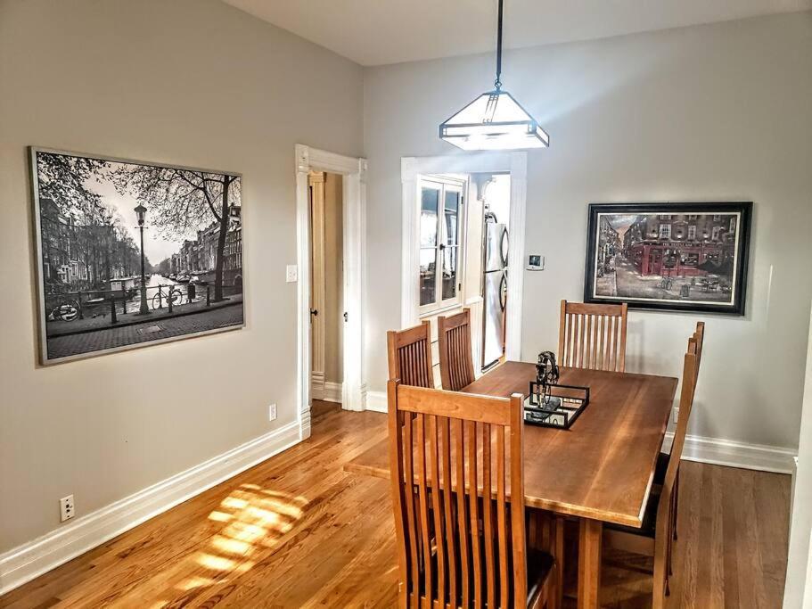 Apartment Stylish 2-bedroom Flat In Lincoln Park