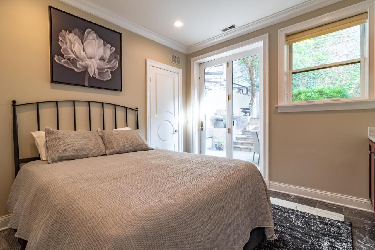 Luxurious Gold Coast With Parking For Up To 12 Guests