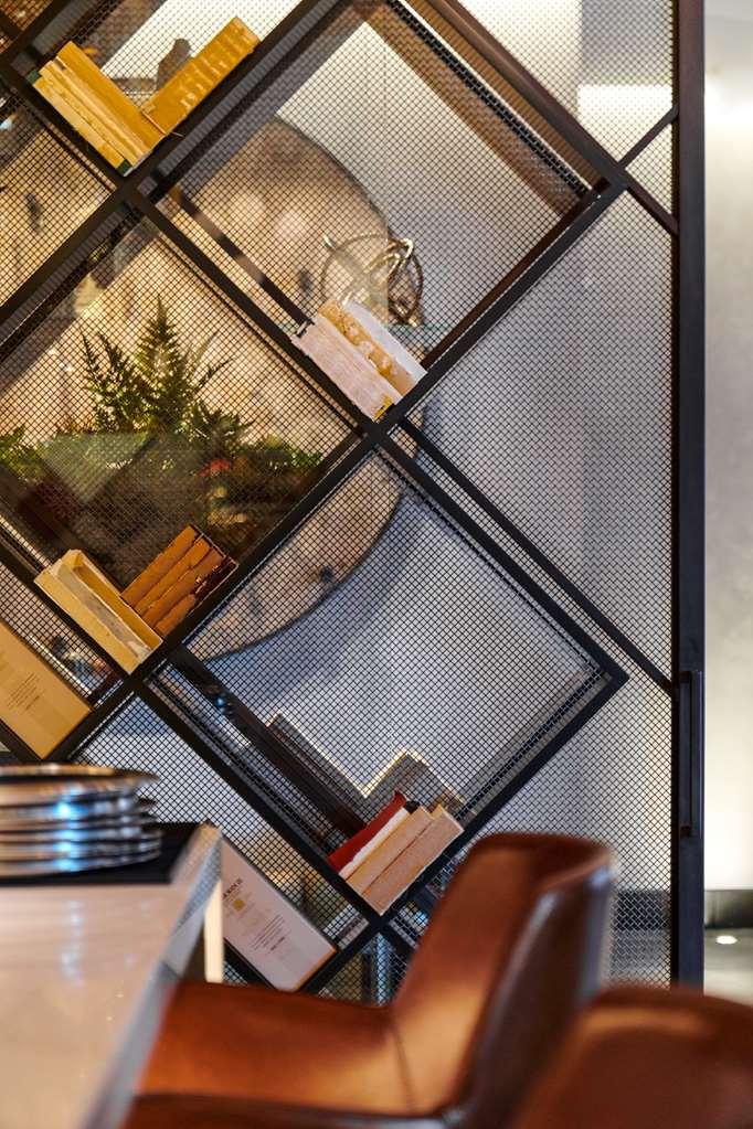 Hotel Arlo Chicago