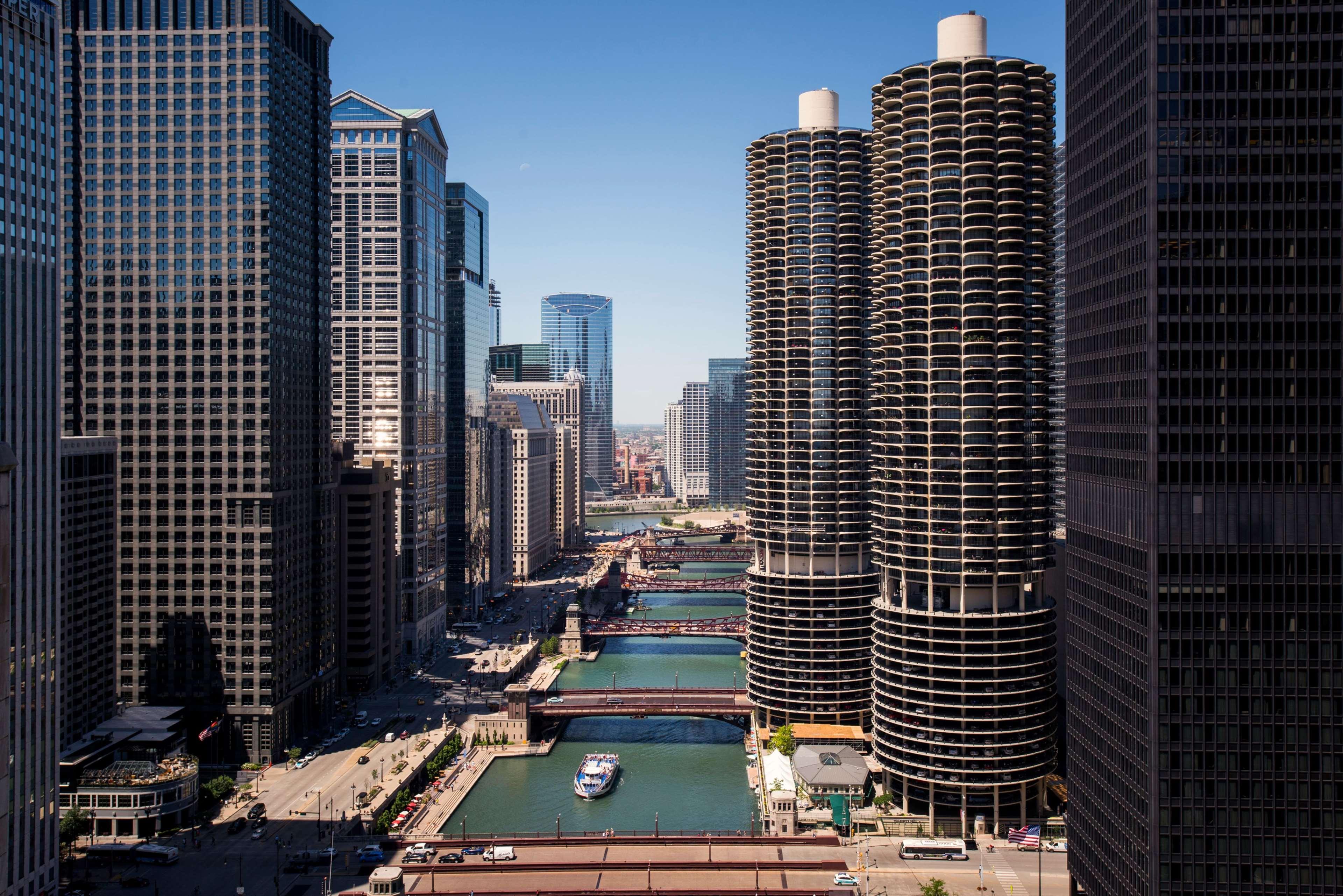 Hotel Londonhouse Chicago, Curio Collection By Hilton