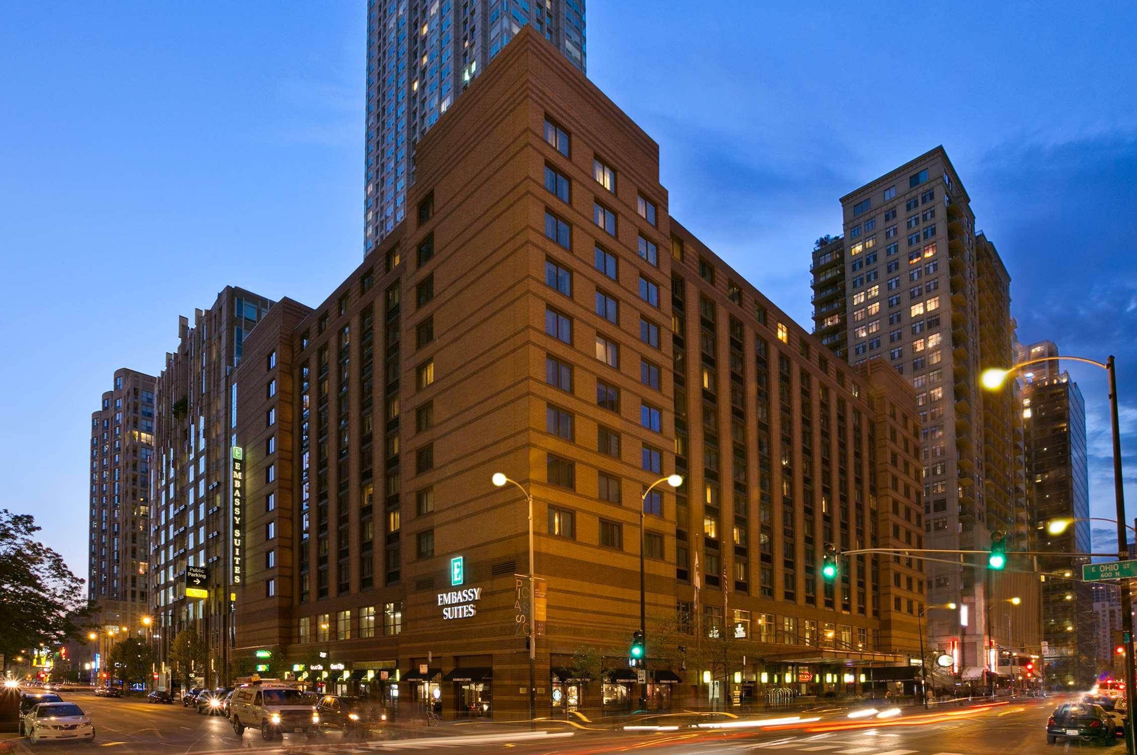 Embassy - Downtown River North Chicago