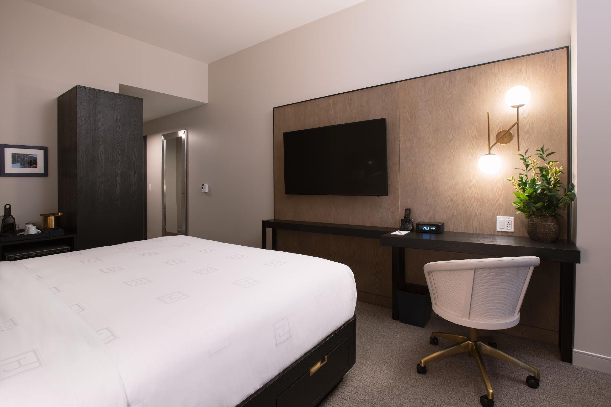 Arlo Hotel 4*