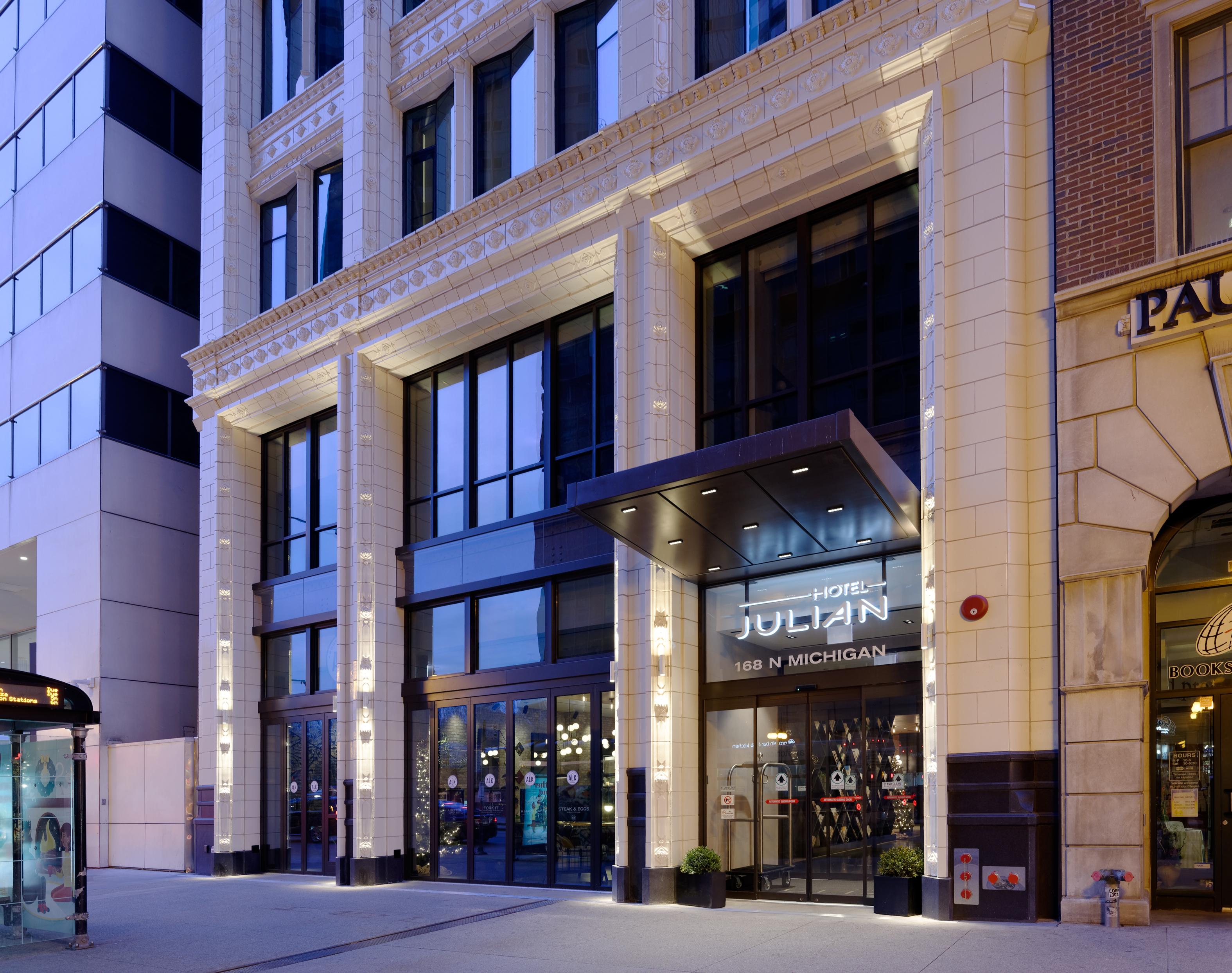 Arlo Hotel 4*