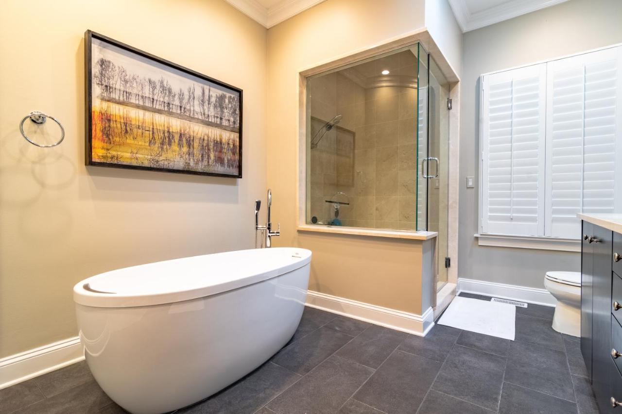 Luxurious Gold Coast With Parking For Up To 12 Guests * Chicago