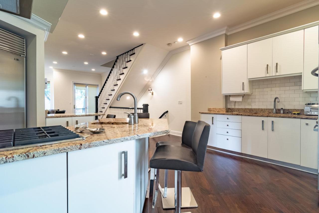 Villa Luxurious Gold Coast With Parking For Up To 12 Guests *
