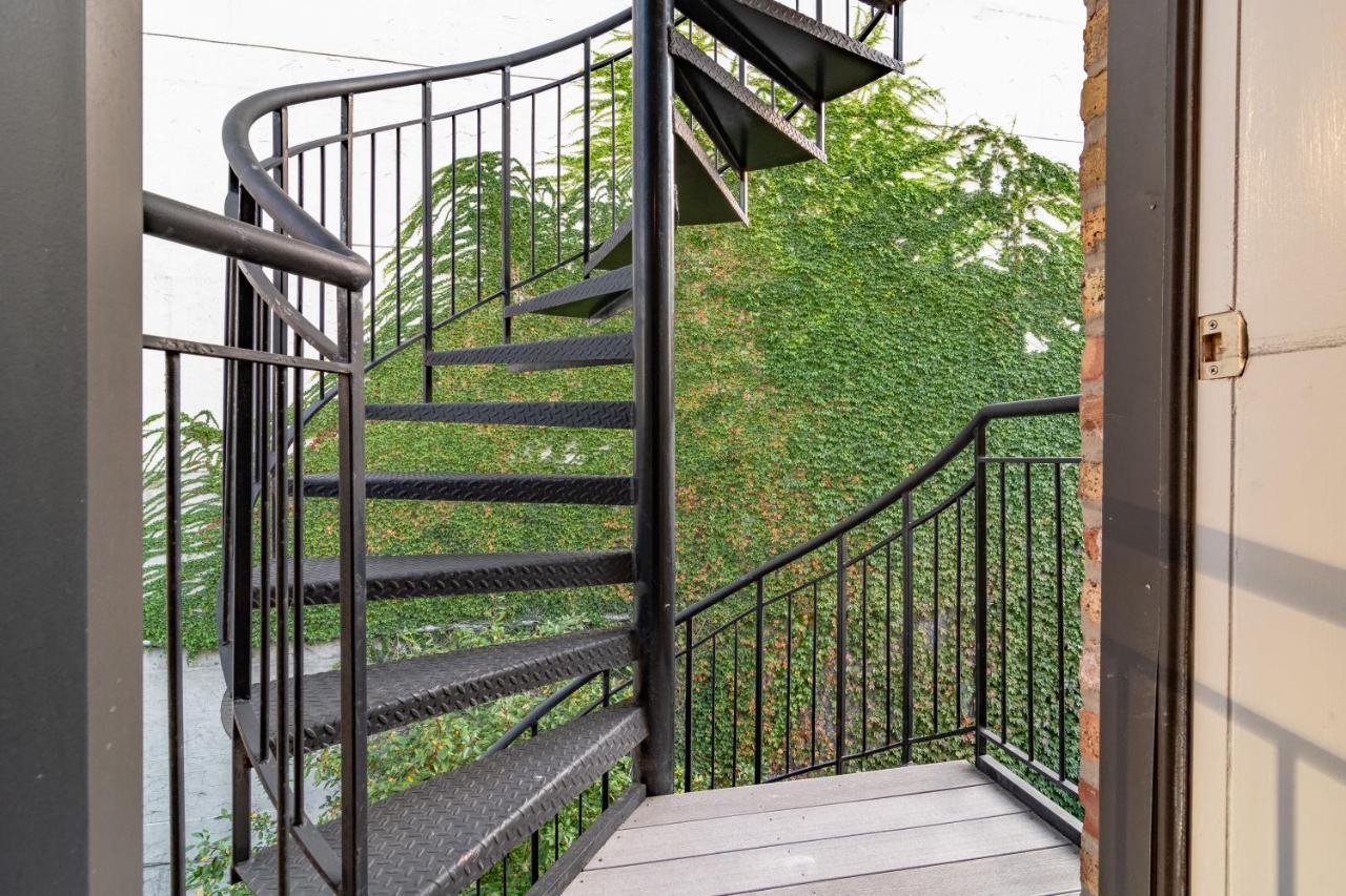 Luxurious Gold Coast With Parking For Up To 12 Guests Chicago