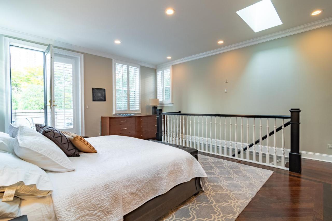 Villa Luxurious Gold Coast With Parking For Up To 12 Guests