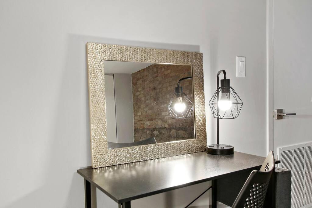 Stylish & Blissful 2br In - Barry 837-gb Chicago