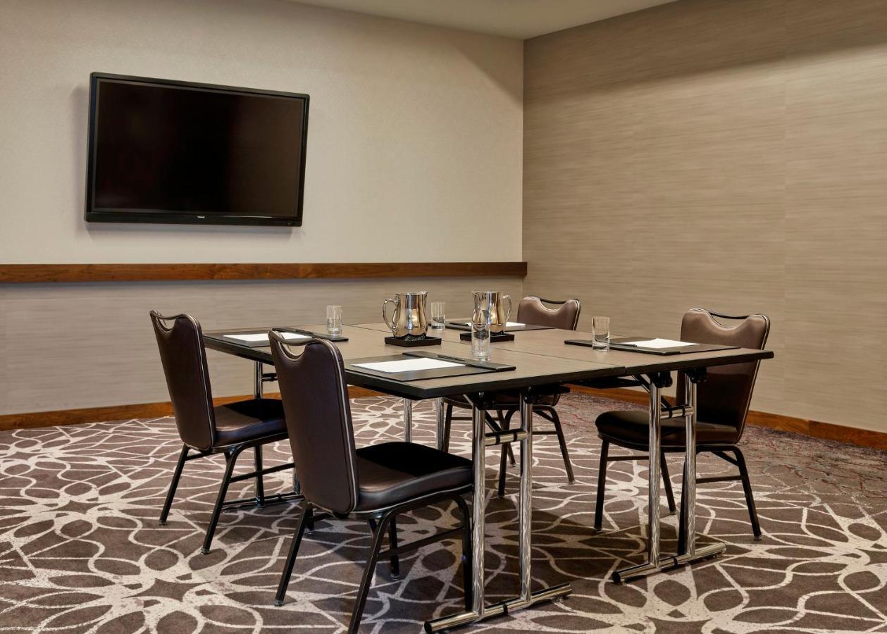 Loews Chicago