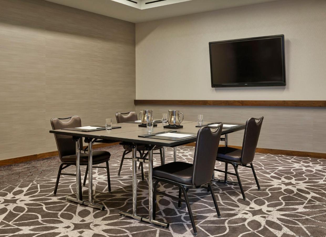 Loews Hotel