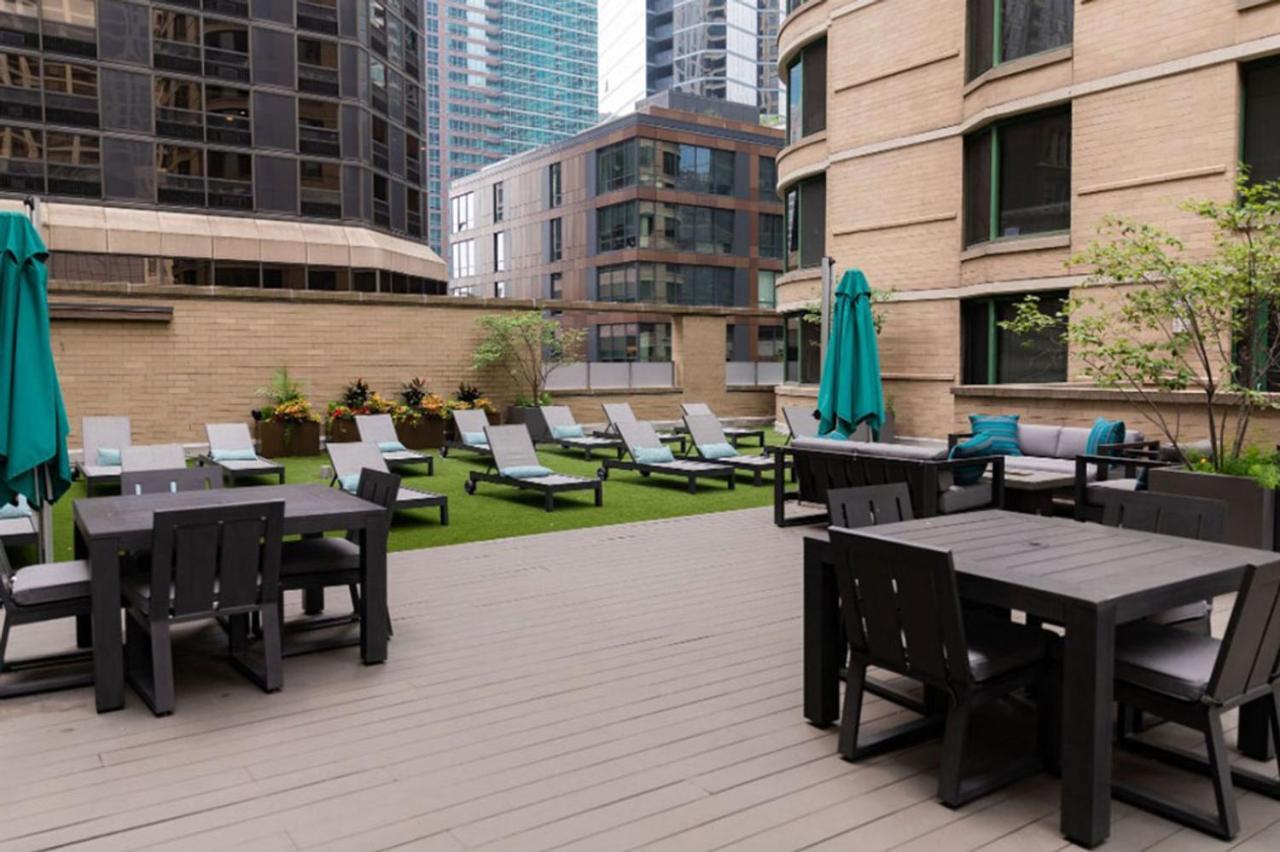 Streeterville 1br W Pool Deck Nr Park Chi-585 Apartment Chicago