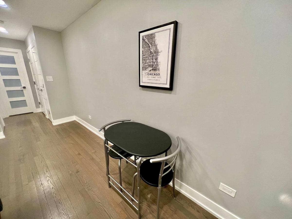 Apartment Luxury 1br In Edgewater/loyola
