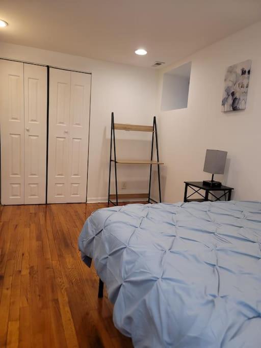 Apartment Cozy 2br/2ba Near Downtown-chi *
