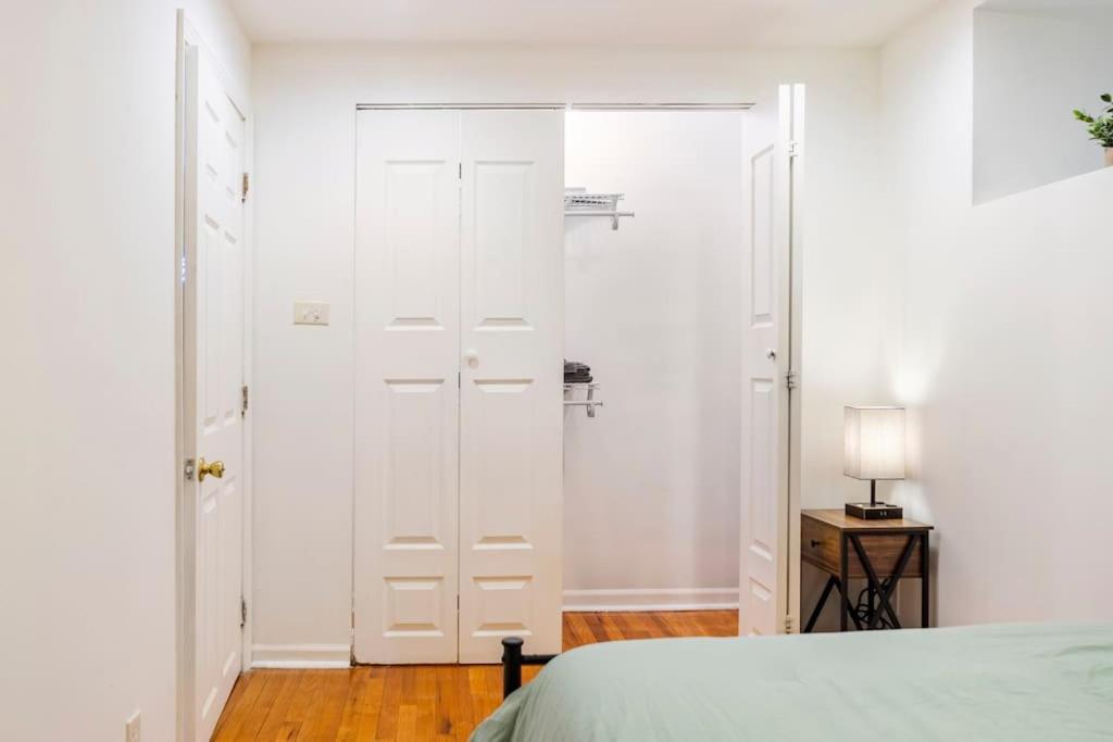 Apartment Cozy 2br/2ba Near Downtown-chi