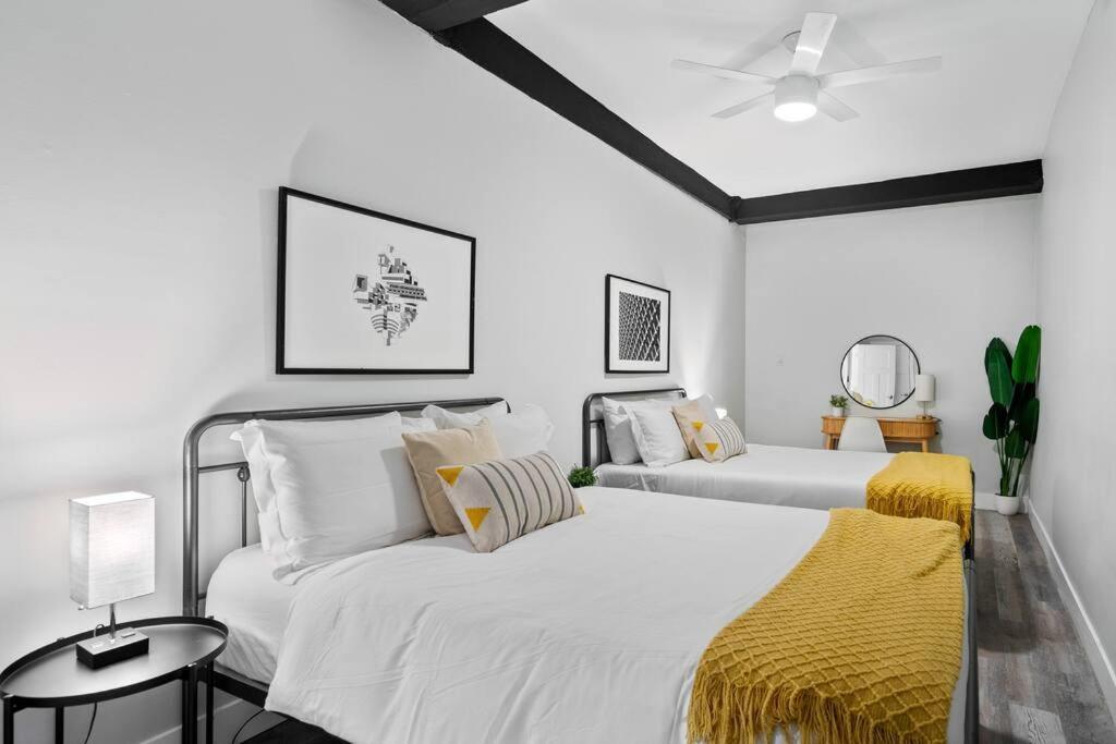 Prime & Convenient 2br Apt In River North - Hubbard 2
