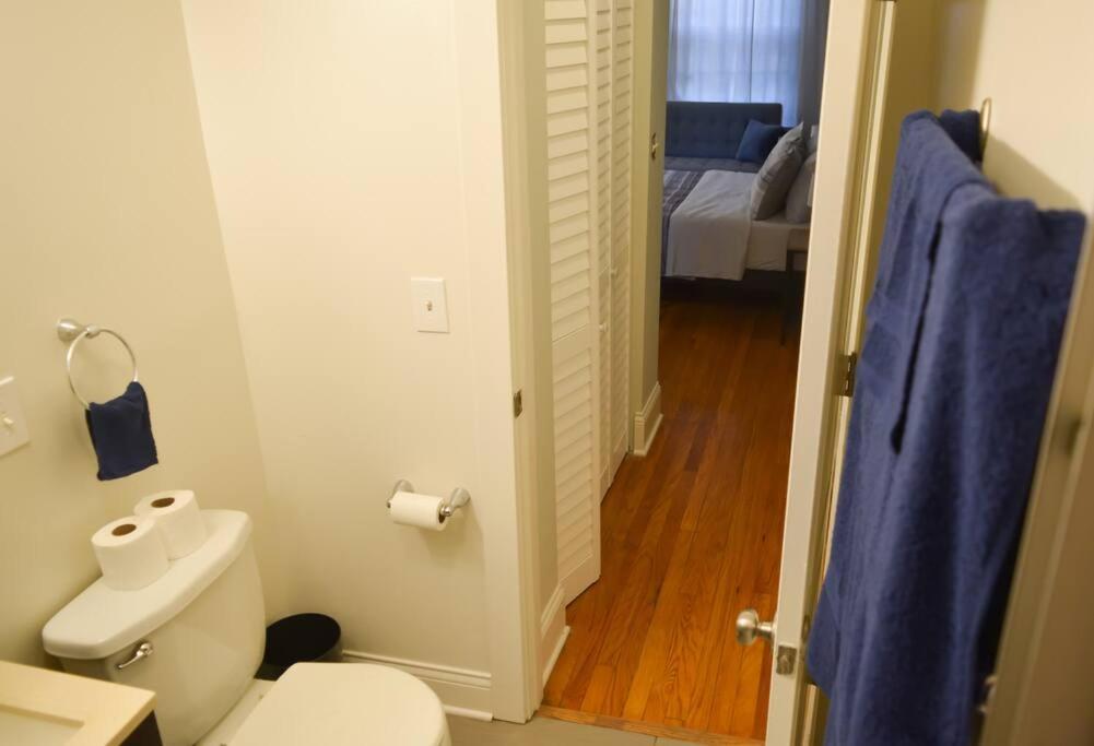 Prime Location W/ Historic Charm Near Shops &parks * Chicago