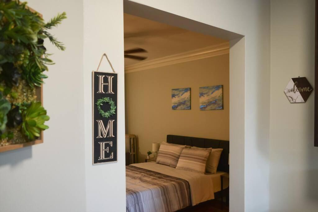 Apartment Prime Location W/ Historic Charm Near Shops &parks Chicago