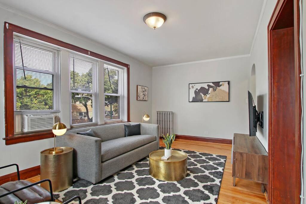 Apartment 1br Bright And Cozy Apt In - Cullom F2 Chicago