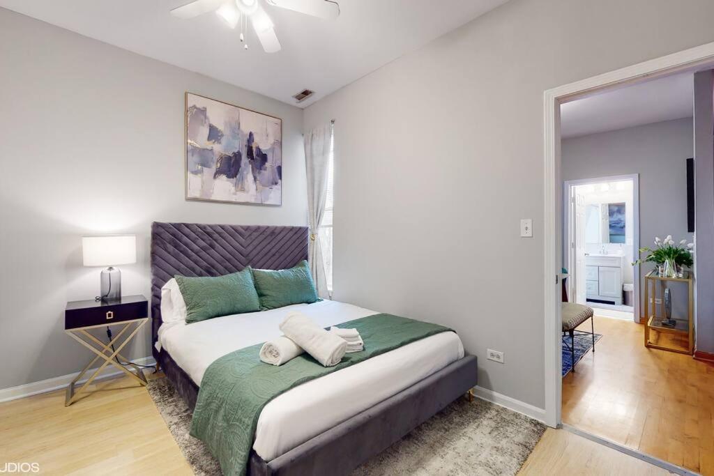 Chic L Near Downtown & Il Medical District *