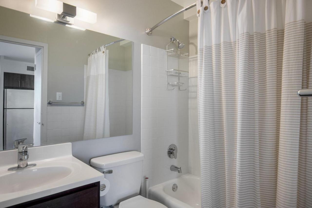 Edgewater 1br W Gym Deck Lounge Nr L Chi-919 * Chicago