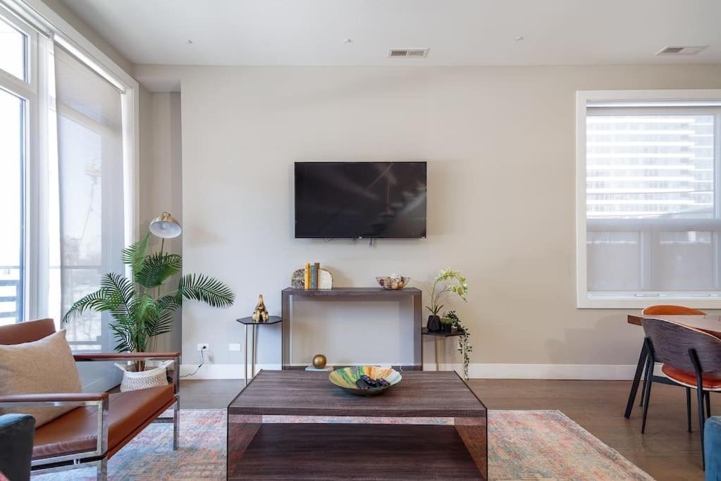 Holiday home Breathtaking Downtown Penthouse A - Sleeps 11 *