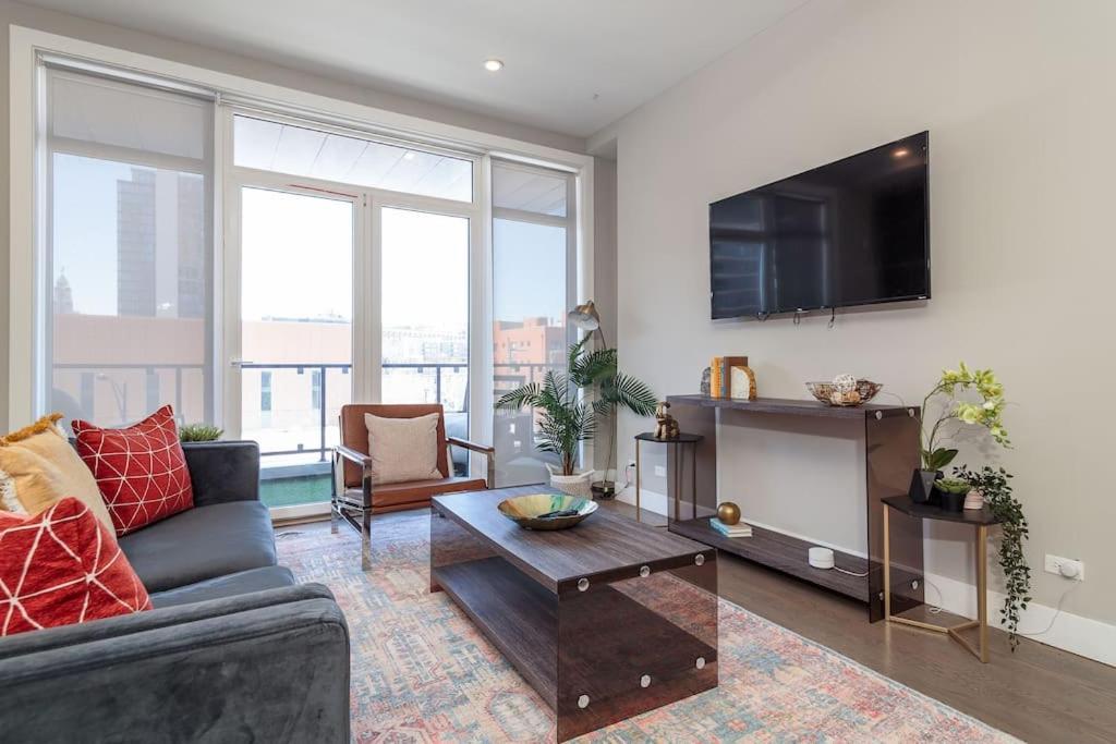 Breathtaking Downtown Penthouse A - Sleeps 11 Holiday home