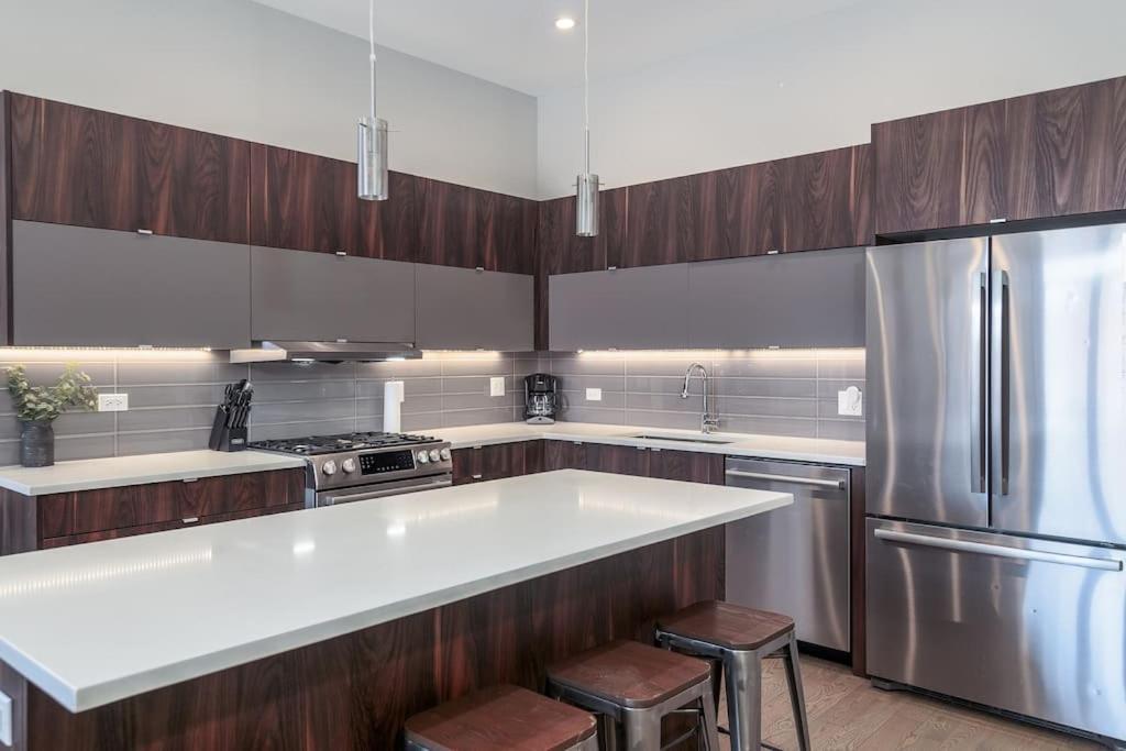 Breathtaking Downtown Penthouse A - Sleeps 11