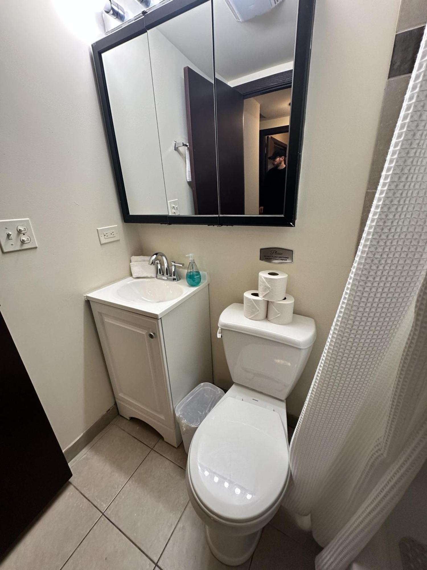 Holiday home Spacious Lakeview Hideway With Parking! *