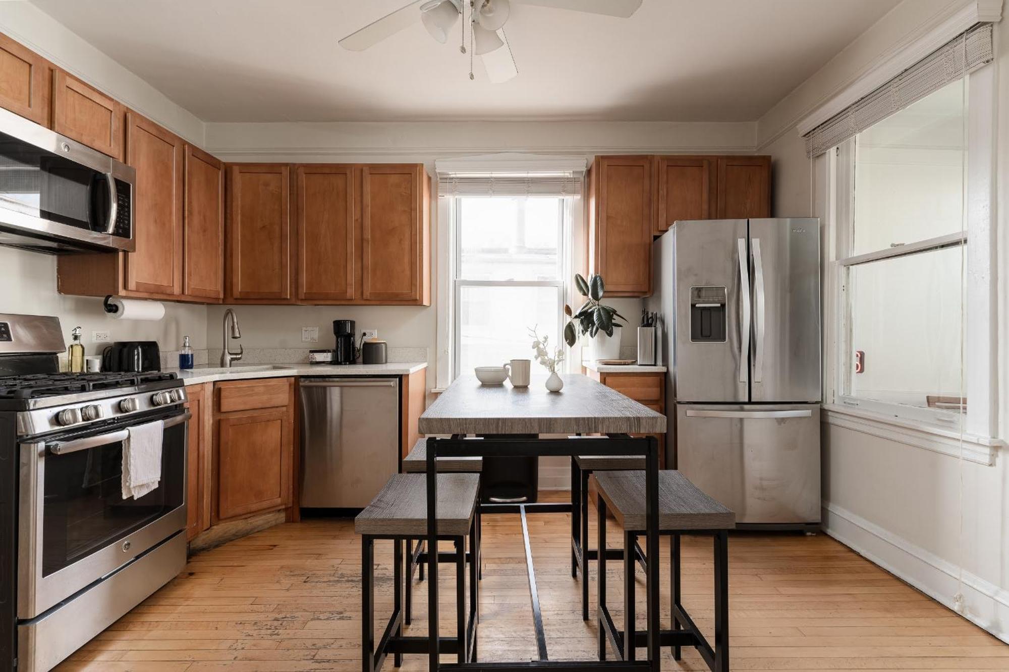 Flexhome Bucktown 2br C1 Apartment *