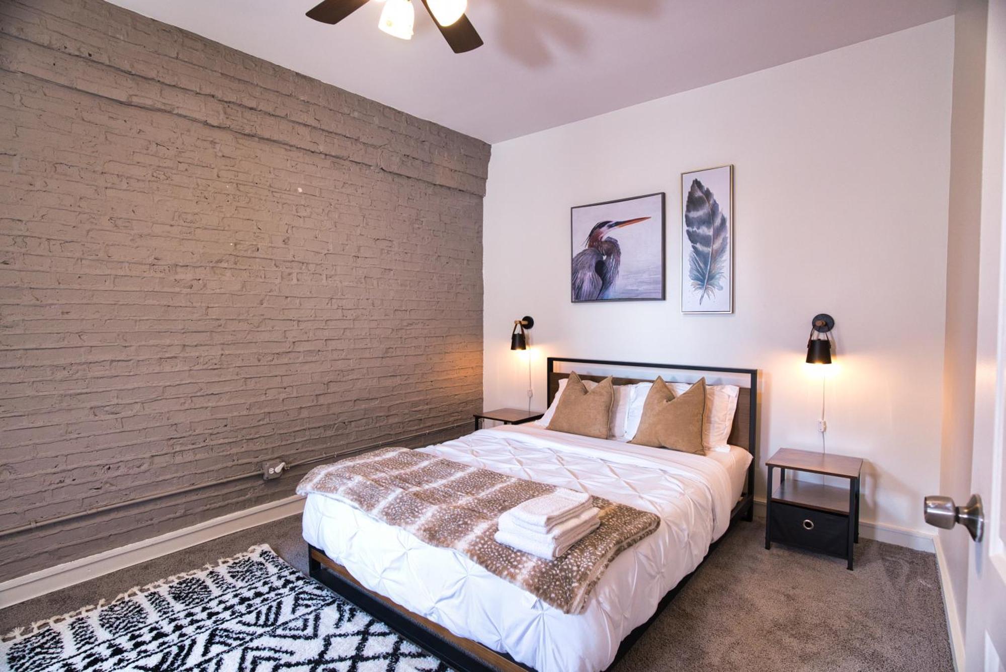 Apartment Mccormick Huge 3br With Pool Table, Optional Parking For Up To 8 Guests Chicago