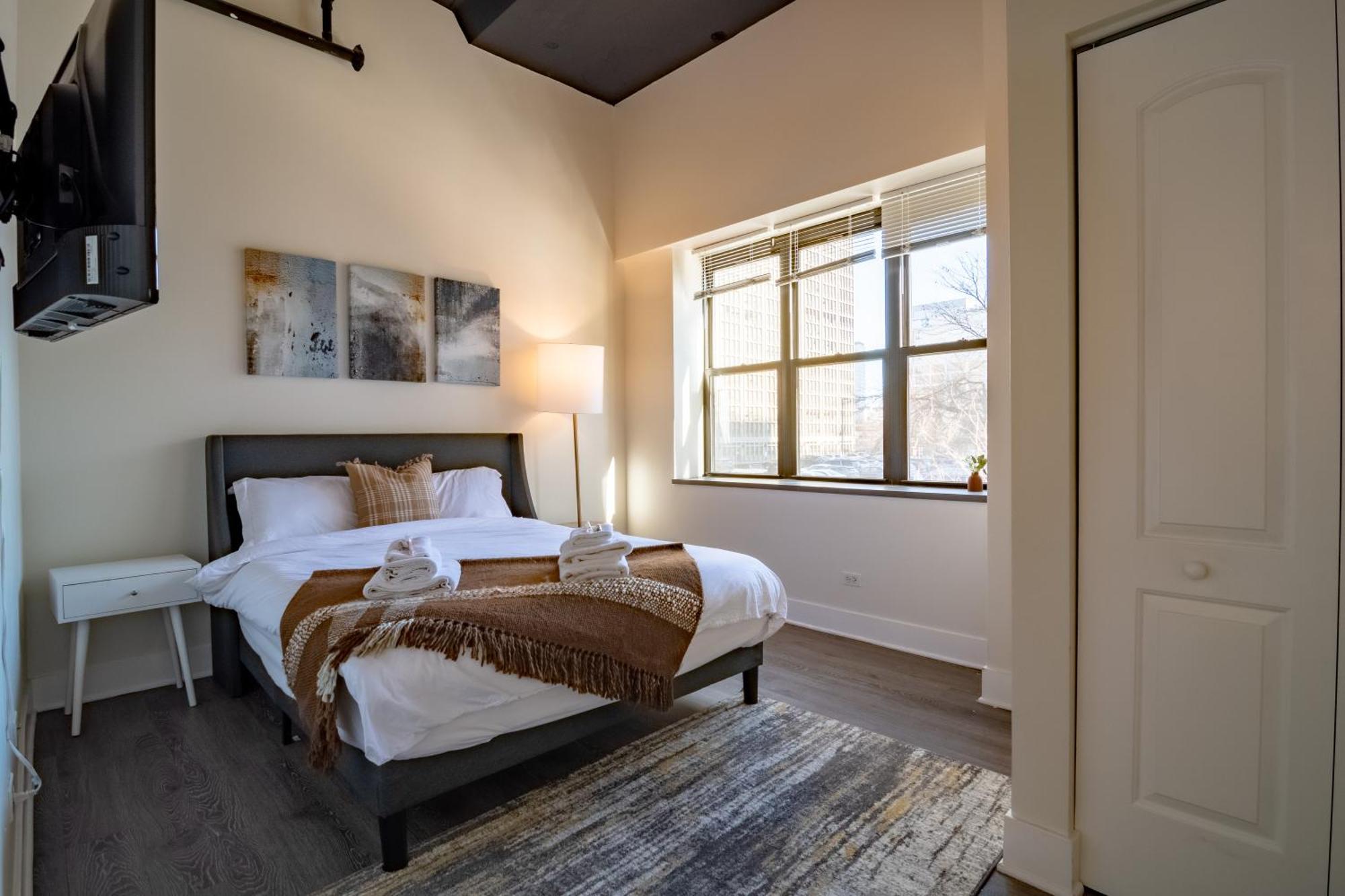 Mccormick Place Stylish Corner Unit With Optional Parking For Up To 6 Guests * Chicago