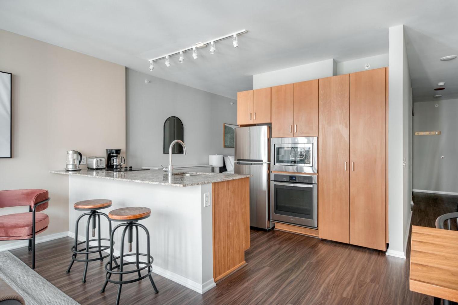 Streeterville Jr 1br W Pool Gym Nr Riverwalk Chi-875