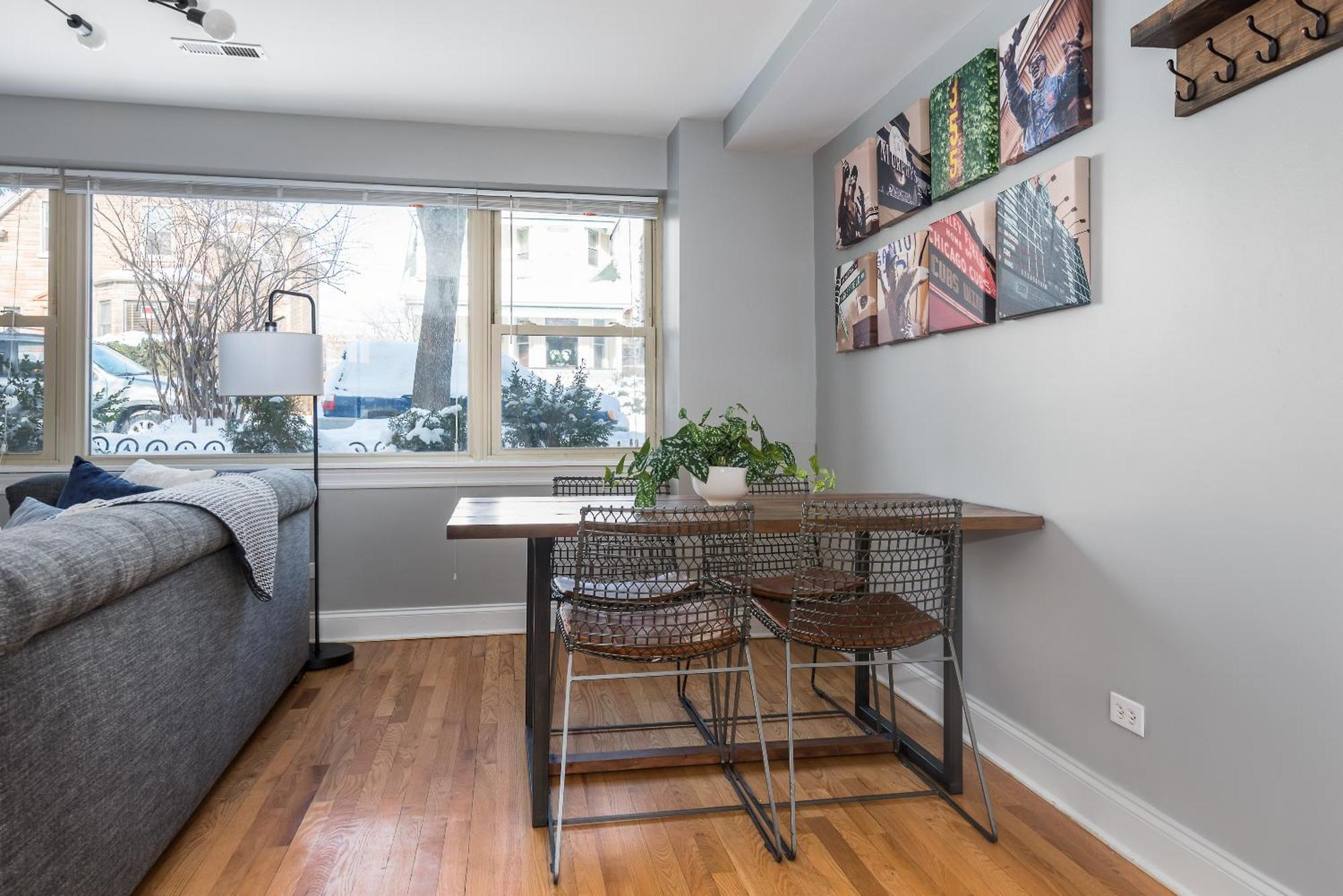 The Bright Retreat In Andersonville Apartment Chicago