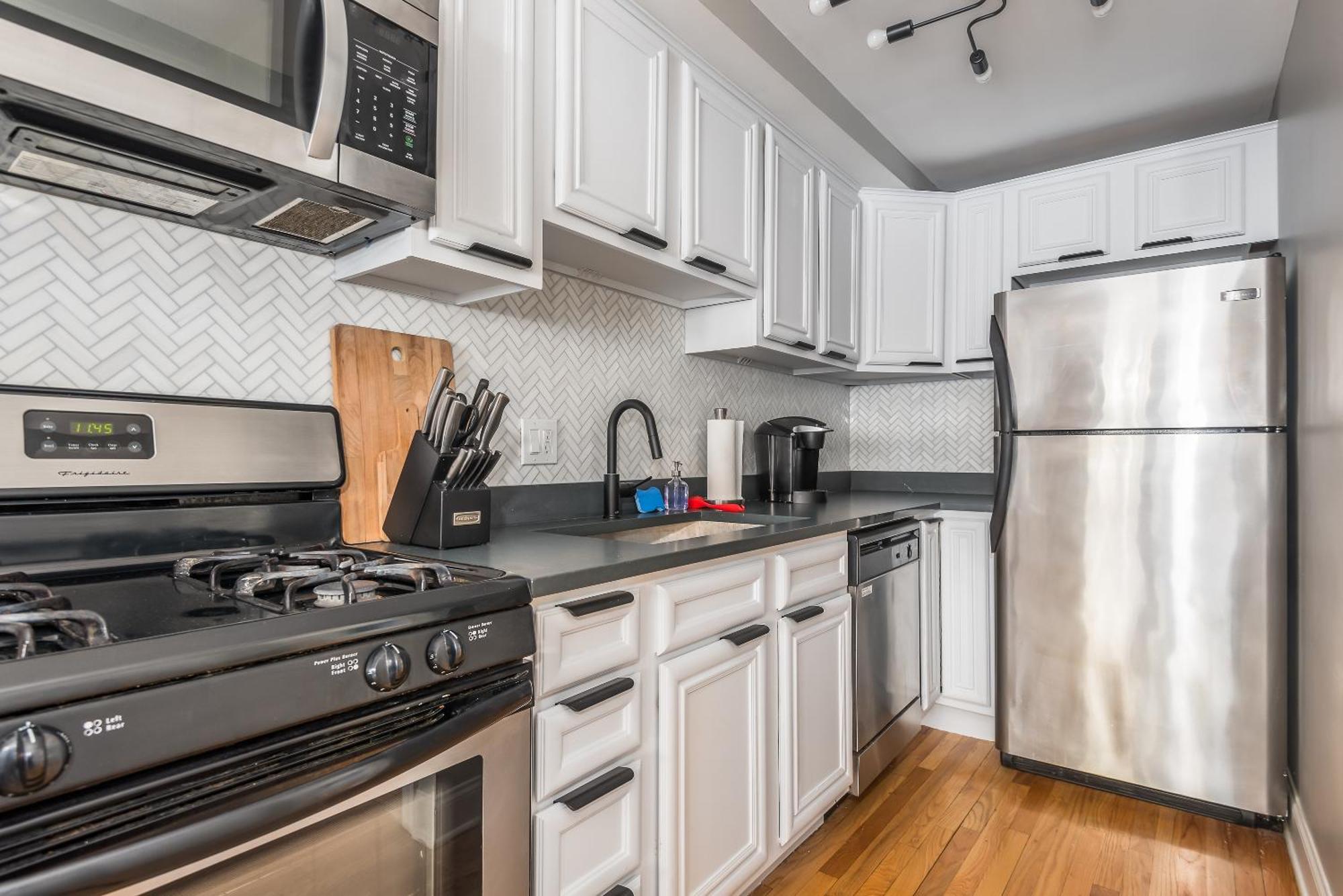 The Bright Retreat In Andersonville