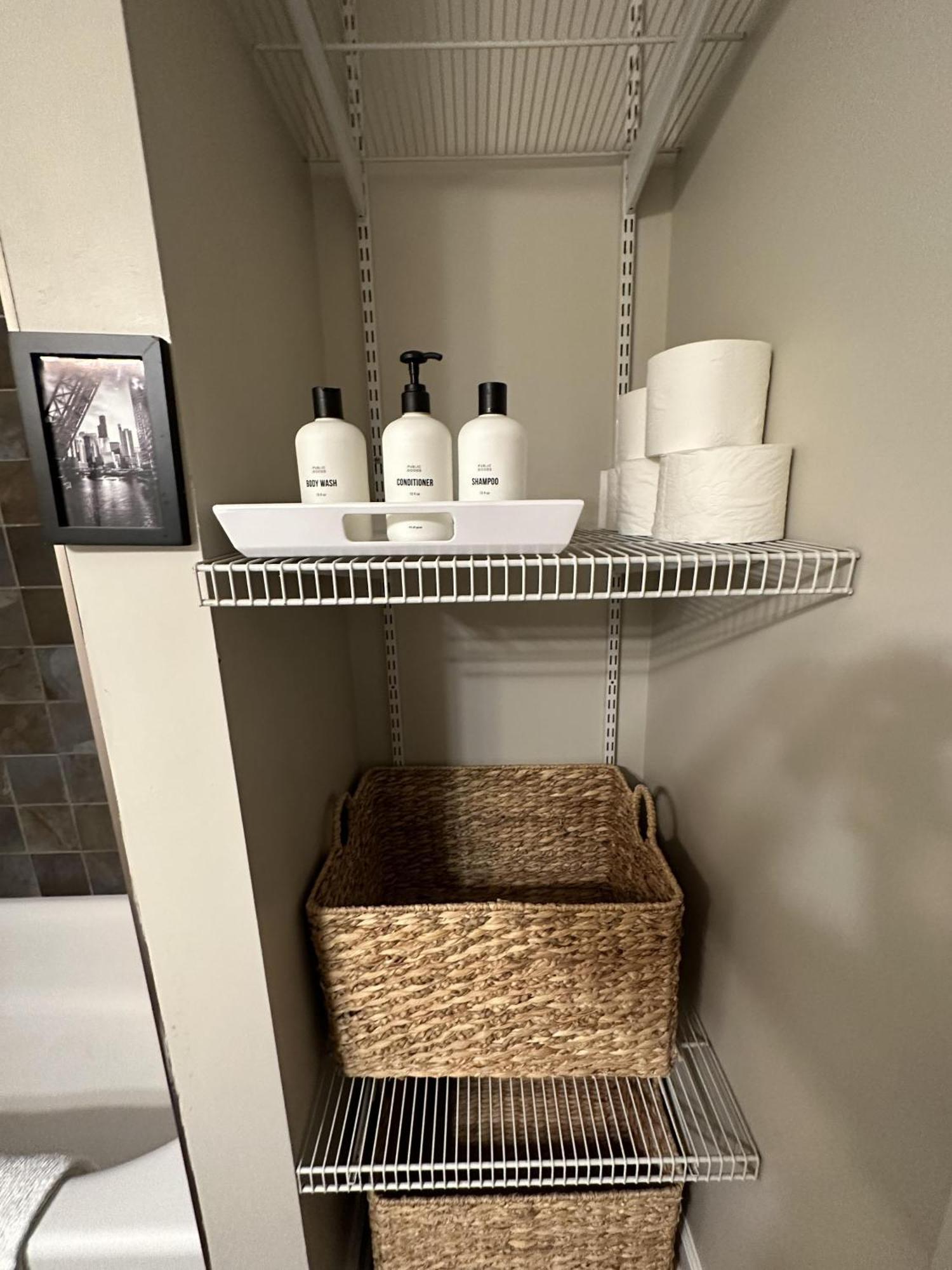 Trendy Wicker Park Loft With Parking Holiday home Chicago