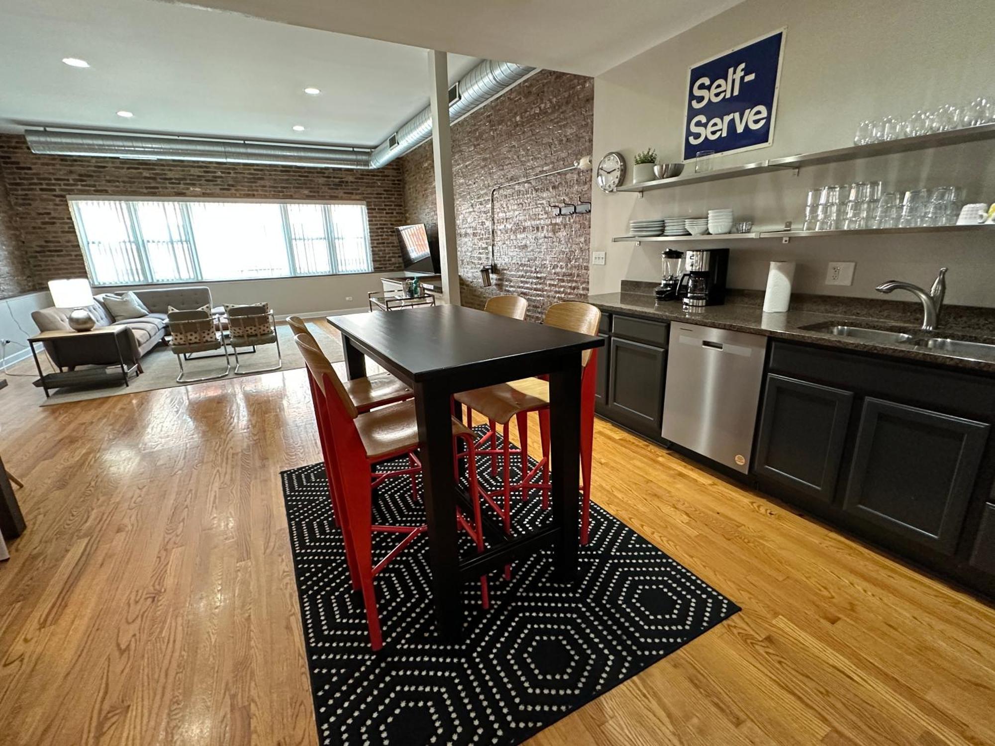 Holiday home Trendy Wicker Park Loft With Parking *