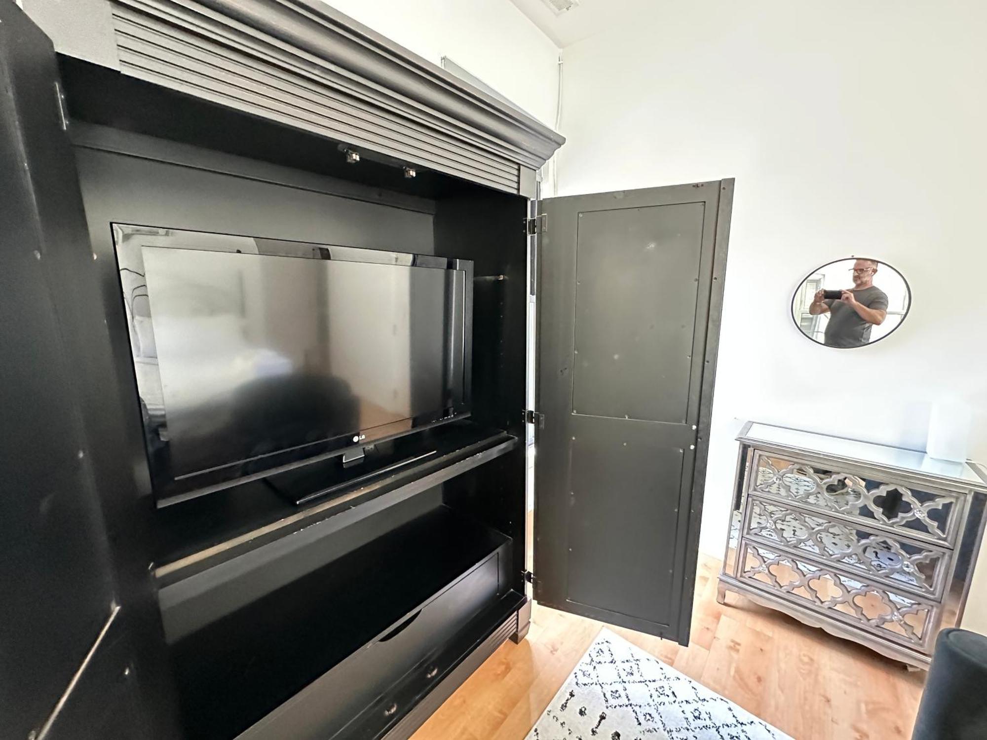 River North Hideaway With Amazing Views And Parking * Chicago