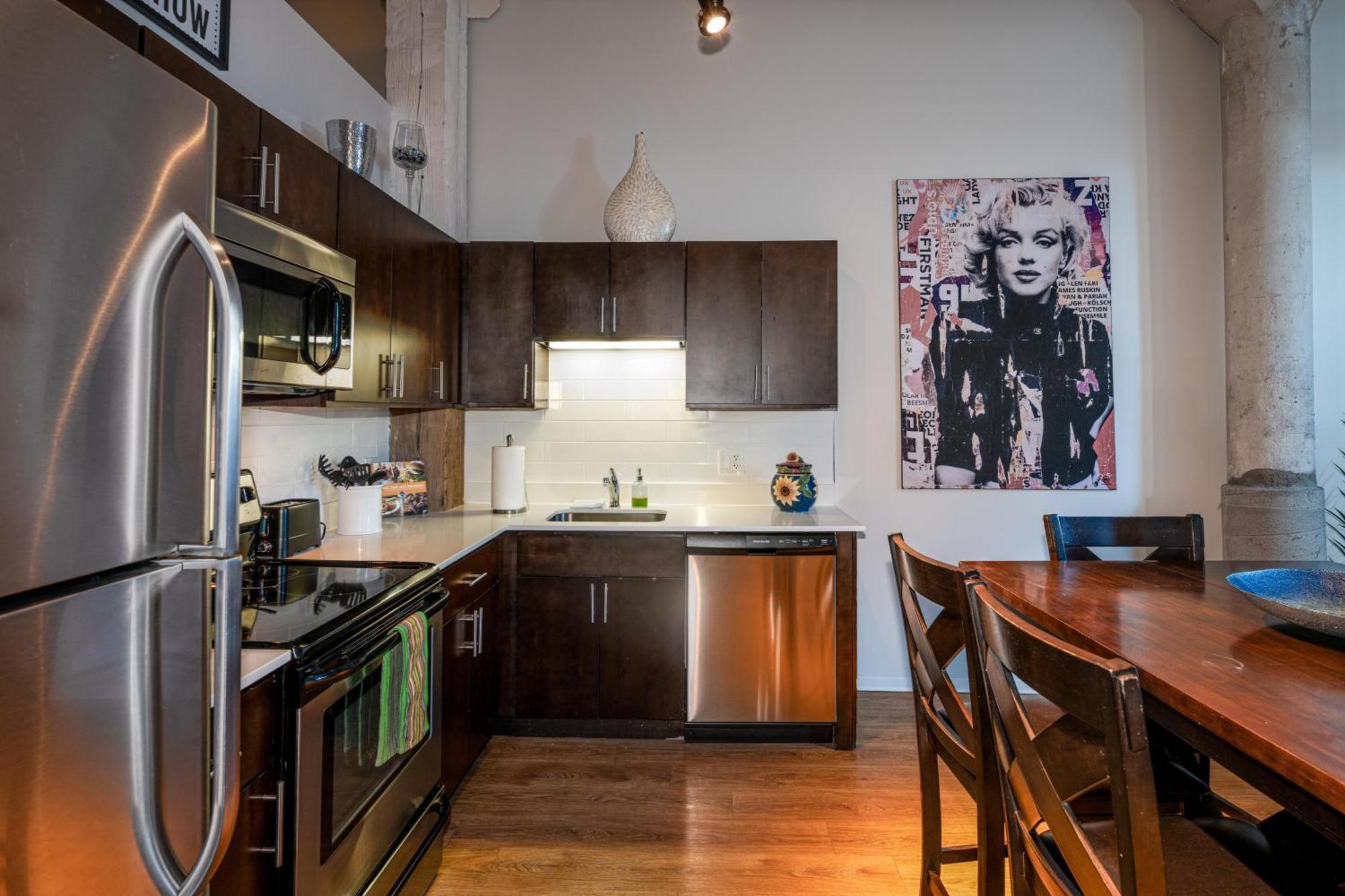 Apartment Luxery - Themed Units! Close To Downtown, Mccormick Place & Wintrust Arena Chicago