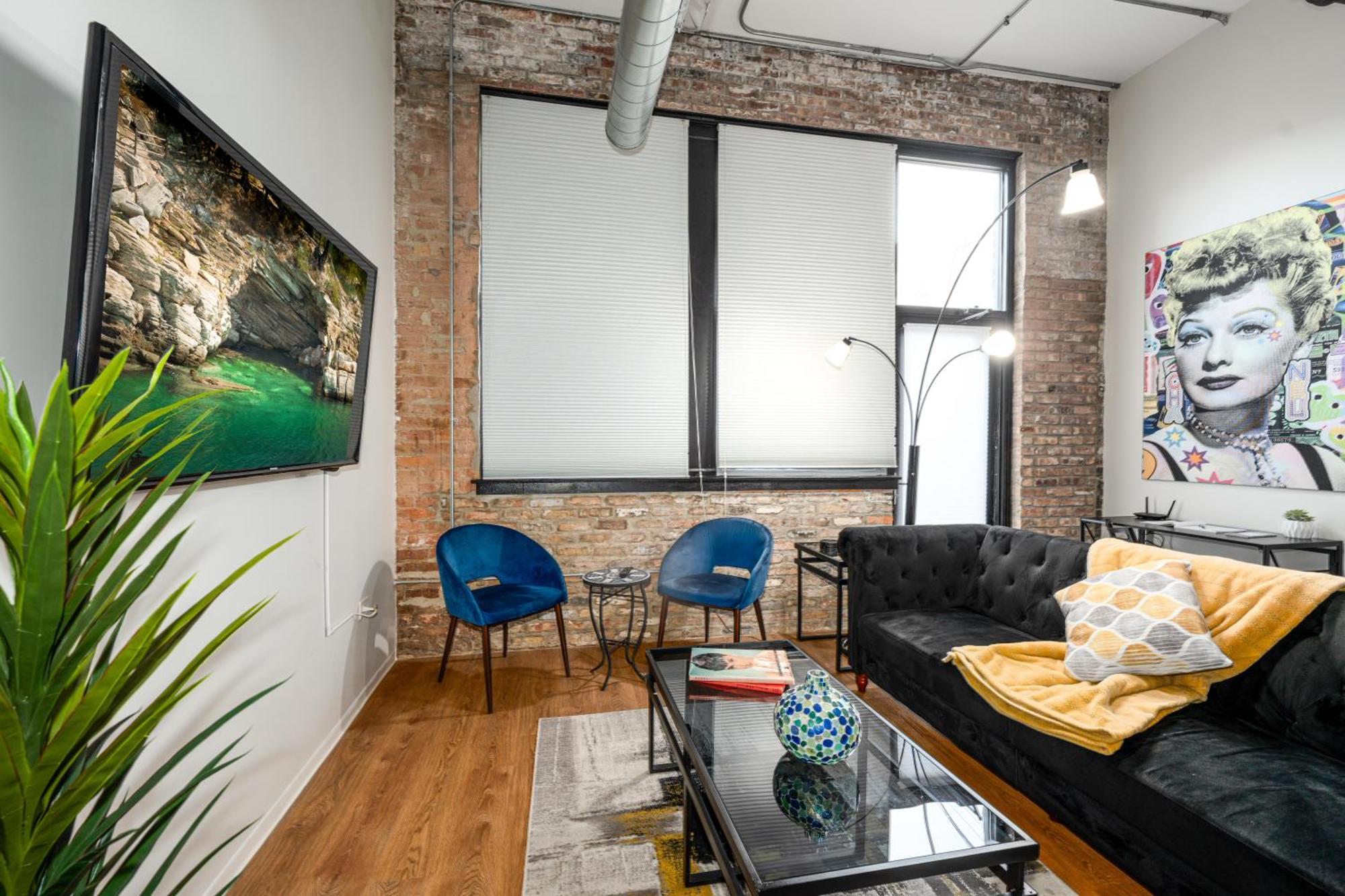 Apartment Luxery - Themed Units! Close To Downtown, Mccormick Place & Wintrust Arena